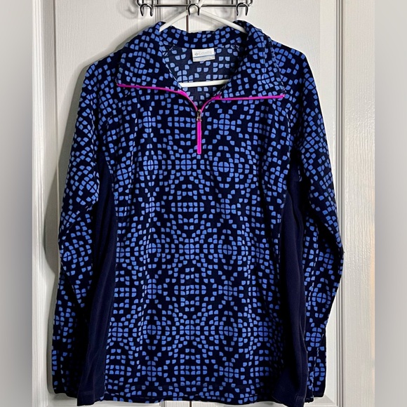 COLUMBIA WOMENS TOP , FLEECE, BLUE & PINK, size xl 1 - Picture 1 of 6